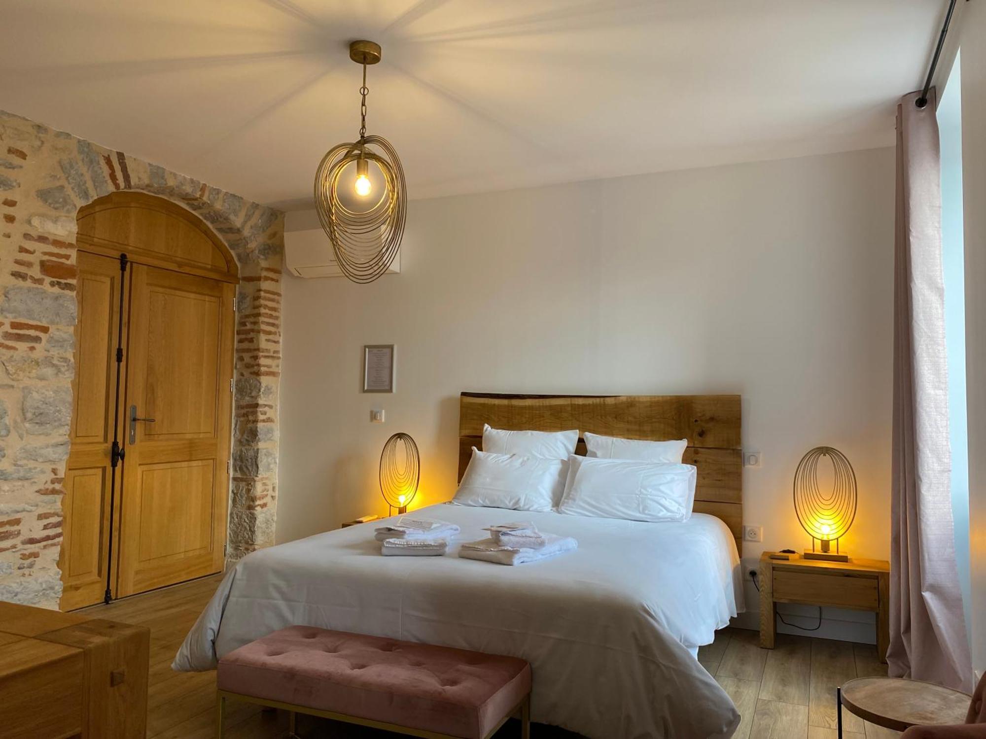 La Bellours Chambre D'Hotes 卡奥尔 外观 照片