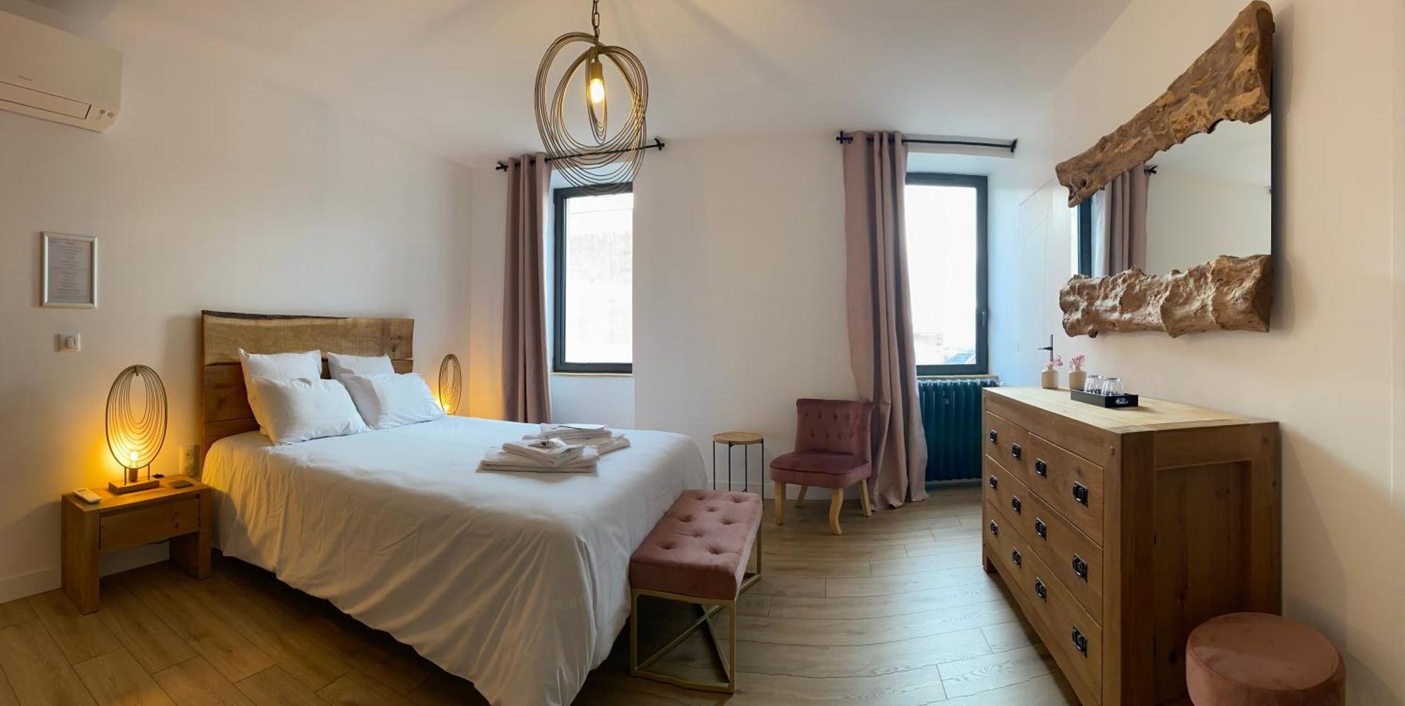 La Bellours Chambre D'Hotes 卡奥尔 外观 照片